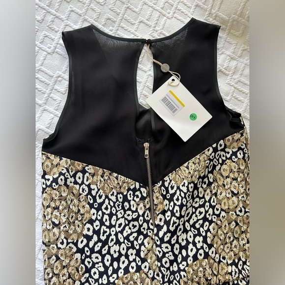 Dress Gallery Women’s Leo Dore V-Neck Dress Size 38T FR (4/S US) NWT - Picture 4 of 10